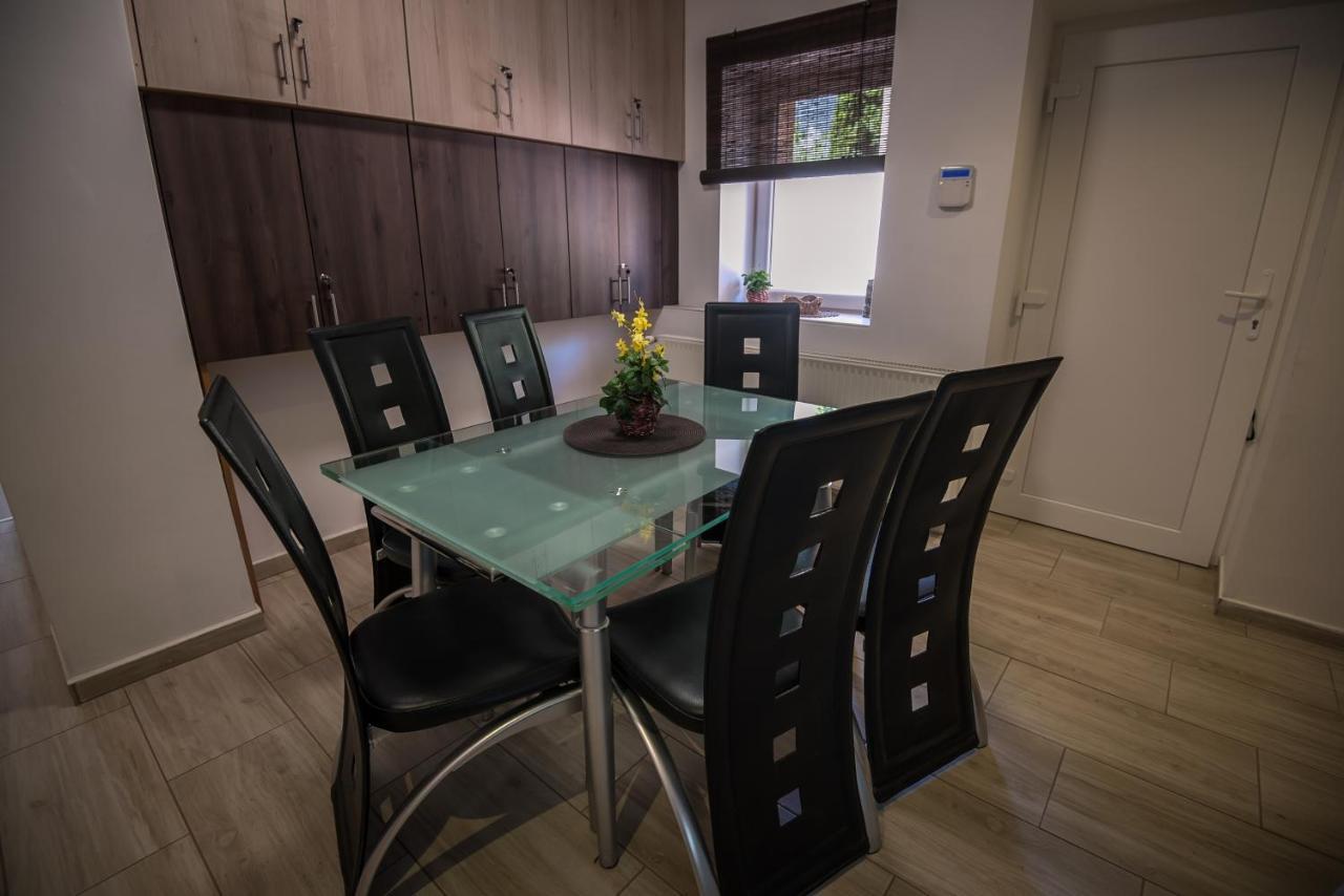 Mokka Apartman 塞格德 外观 照片